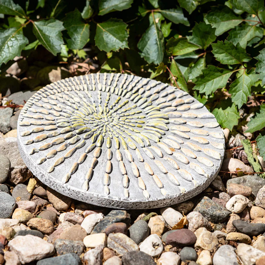 Backyard Accents